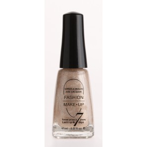 Fashion make up  vernis melissa nacré brillant