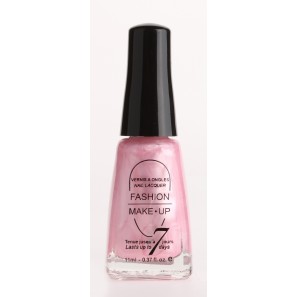 Fashion make up  vernis melissa rose clair brillant